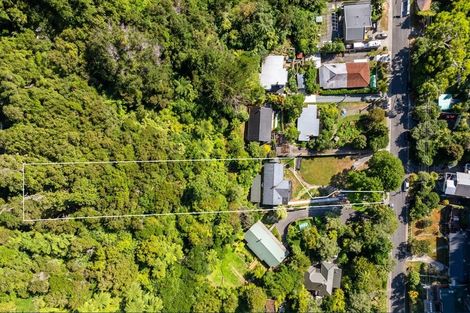 Photo of property in 114 Pinehaven Road, Pinehaven, Upper Hutt, 5019