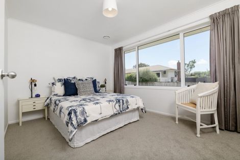 Photo of property in 20 Queen Road, Bellevue, Tauranga, 3110