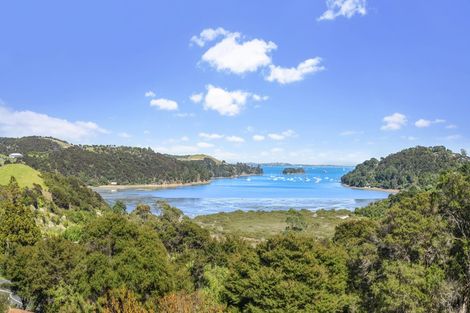 Photo of property in 1a Erua Road, Ostend, Waiheke Island, 1081