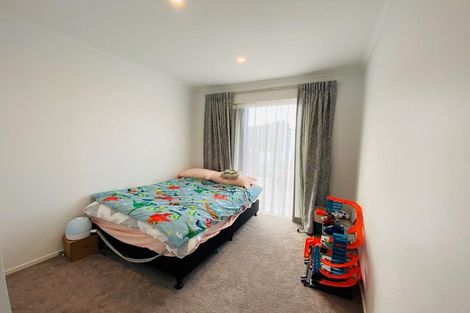 Photo of property in 16 Flounder Road, Hobsonville, Auckland, 0616