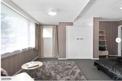 Photo of property in 5 Wingrove Road, Owhata, Rotorua, 3010