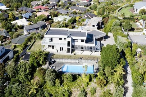 Photo of property in 33 Veale Road, Frankleigh Park, New Plymouth, 4371
