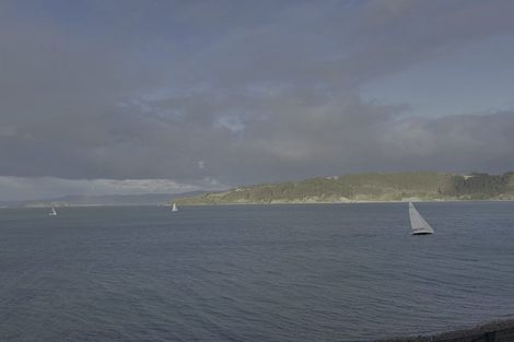 Photo of property in 62 Evans Bay Parade, Roseneath, Wellington, 6021