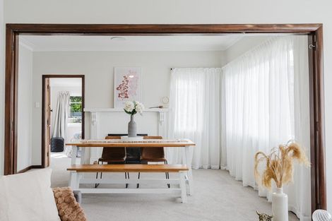 Photo of property in 82 Maeroa Road, Maeroa, Hamilton, 3200