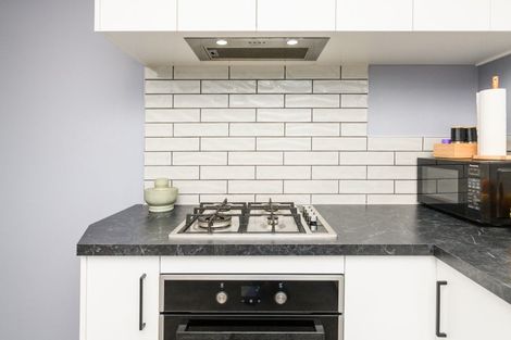 Photo of property in Blair Grove, 3/370 Tremaine Avenue, Takaro, Palmerston North, 4412