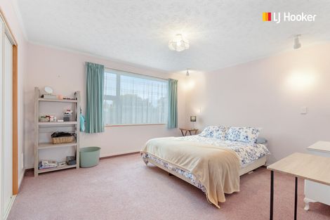 Photo of property in 20 Skerries Street, Outram, 9019