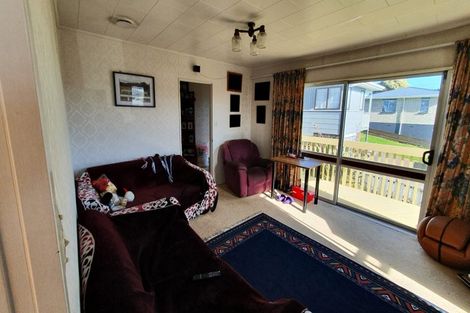 Photo of property in 7 Robert Mckeen Street, Otaki Beach, Otaki, 5512