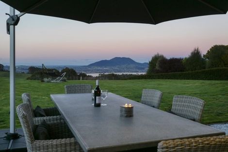 Photo of property in 55 Lomond Grove, Acacia Bay, Taupo, 3385