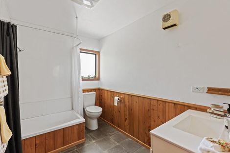 Photo of property in 425a Carrington Street, Upper Vogeltown, New Plymouth, 4310