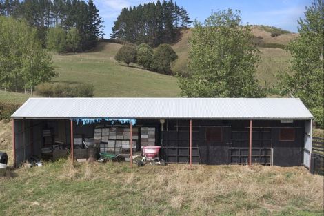 Photo of property in 191c Chamberlain Road, Bombay, 2675
