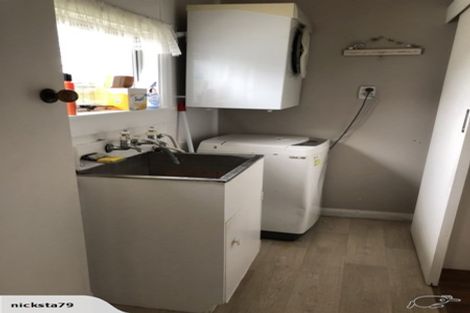 Photo of property in 417 Carrington Street, Upper Vogeltown, New Plymouth, 4310