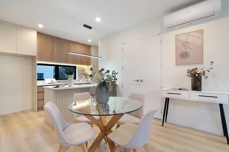 Photo of property in 28a Moire Road, Massey, Auckland, 0614