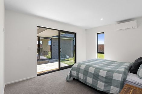 Photo of property in 52 Eric Crozier Road, Darfield, 7571