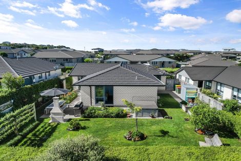 Photo of property in Waterview Estate, 86/4 Greystone Place, Omokoroa, 3114
