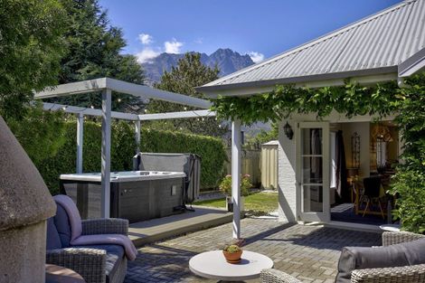 Photo of property in 5 Riverside Road, Frankton, Queenstown, 9300