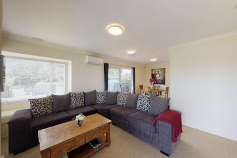 Photo of property in 1/2 Calluna Crescent, Totara Heights, Auckland, 2105