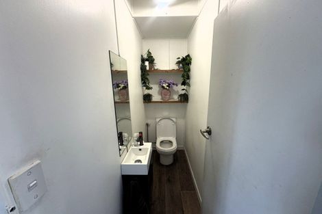 Photo of property in 16 Forth Street, Levin, 5510