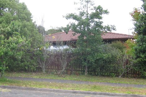 Photo of property in 8 Chedworth Drive, Glenfield, Auckland, 0629