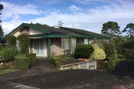 Photo of property in 51 Karina Road, Merrilands, New Plymouth, 4312