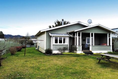 Photo of property in 5 House Avenue, Taumarunui, 3920
