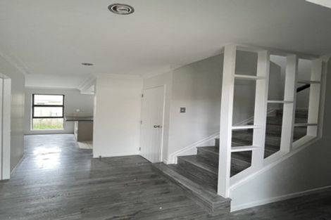 Photo of property in 93 Gray Avenue, Mangere East, Auckland, 2024