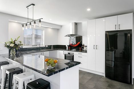 Photo of property in 27 Noumea Drive, Rangatira Park, Taupo, 3330