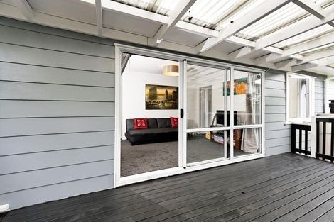 Photo of property in 4/54 View Road, Henderson, Auckland, 0612