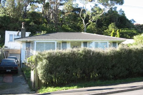 Photo of property in 37 Black Rock Road, Newlands, Wellington, 6037