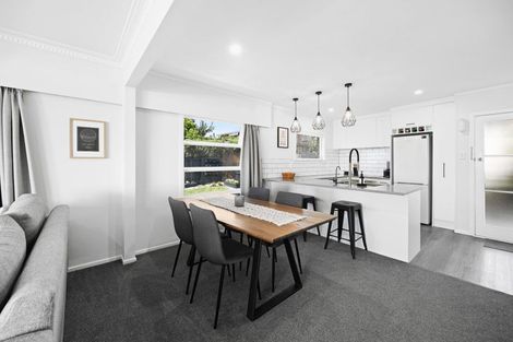 Photo of property in 10 Thomson Avenue, Dinsdale, Hamilton, 3204