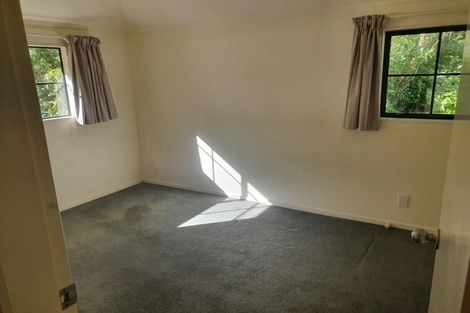 Photo of property in 16a Parsons Glen, Karori, Wellington, 6012