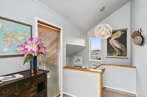 Photo of property in 93a Jubilee Road, Khandallah, Wellington, 6035