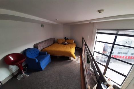 Photo of property in Urbane Apartments, 32/29 Webb Street, Mount Cook, Wellington, 6011