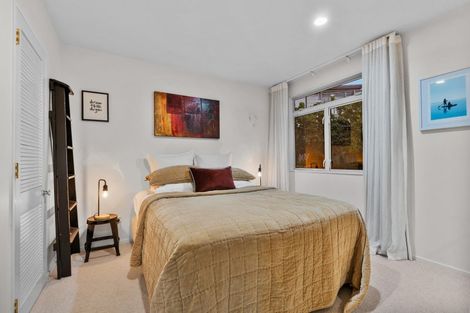 Photo of property in 2/7 Morton Avenue, Forrest Hill, Auckland, 0620