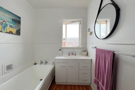 Photo of property in 11 Bremworth Avenue, Dinsdale, Hamilton, 3204