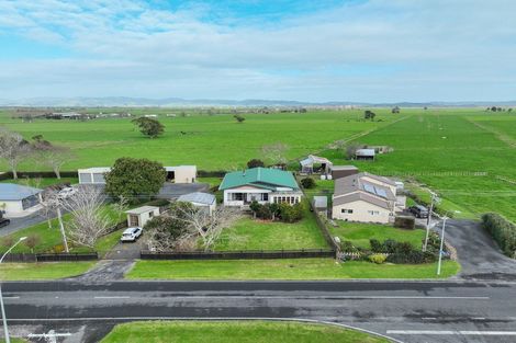 Photo of property in 39 Pipiroa Road, Ngatea, 3503