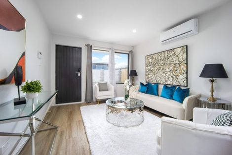 Photo of property in 8a Sharland Avenue, Manurewa, Auckland, 2102