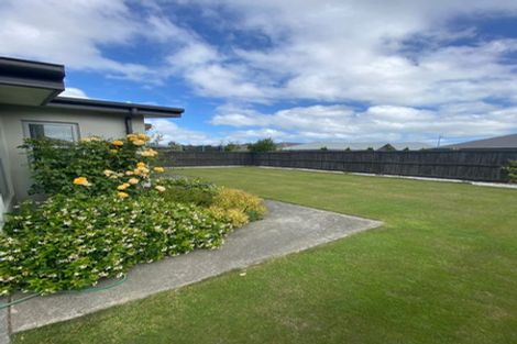 Photo of property in 6 Venerable Terrace, Yaldhurst, Christchurch, 8042