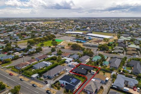 Photo of property in 126 Bowhill Road, New Brighton, Christchurch, 8083