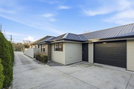 Photo of property in 1/137 Maidstone Road, Ilam, Christchurch, 8041