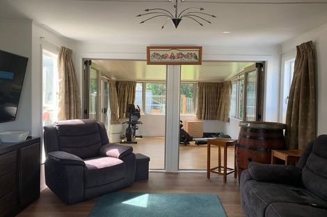 Photo of property in 136a Dimock Street, Titahi Bay, Porirua, 5022
