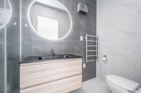 Photo of property in 8 Sunnybrae Road, Hillcrest, Auckland, 0627