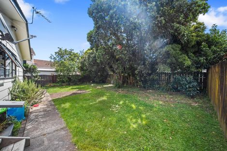 Photo of property in 2/397 Roscommon Road, Clendon Park, Auckland, 2103