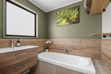 Photo of property in 6a Lanes Road, Bridge Hill, Alexandra, 9320
