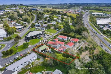 Photo of property in 4 Blanc Road, Silverdale, 0932