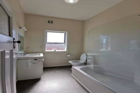 Photo of property in 128 Innes Road, St Albans, Christchurch, 8052