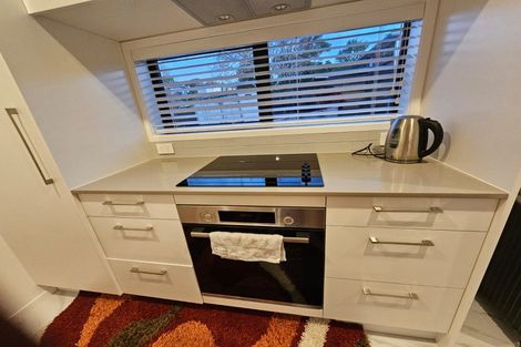 Photo of property in 2/3 Fairdale Place, Birkdale, Auckland, 0626