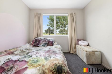 Photo of property in 11 Second Avenue, Glenbrook, Waiuku, 2681