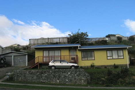 Photo of property in 3 Tarras Grove, Kelson, Lower Hutt, 5010