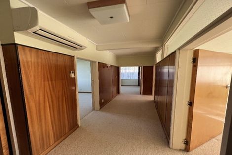 Photo of property in 1 Rajputana Way, Khandallah, Wellington, 6035