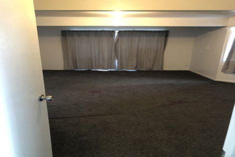 Photo of property in 20 Christmas Road, Manurewa, Auckland, 2102